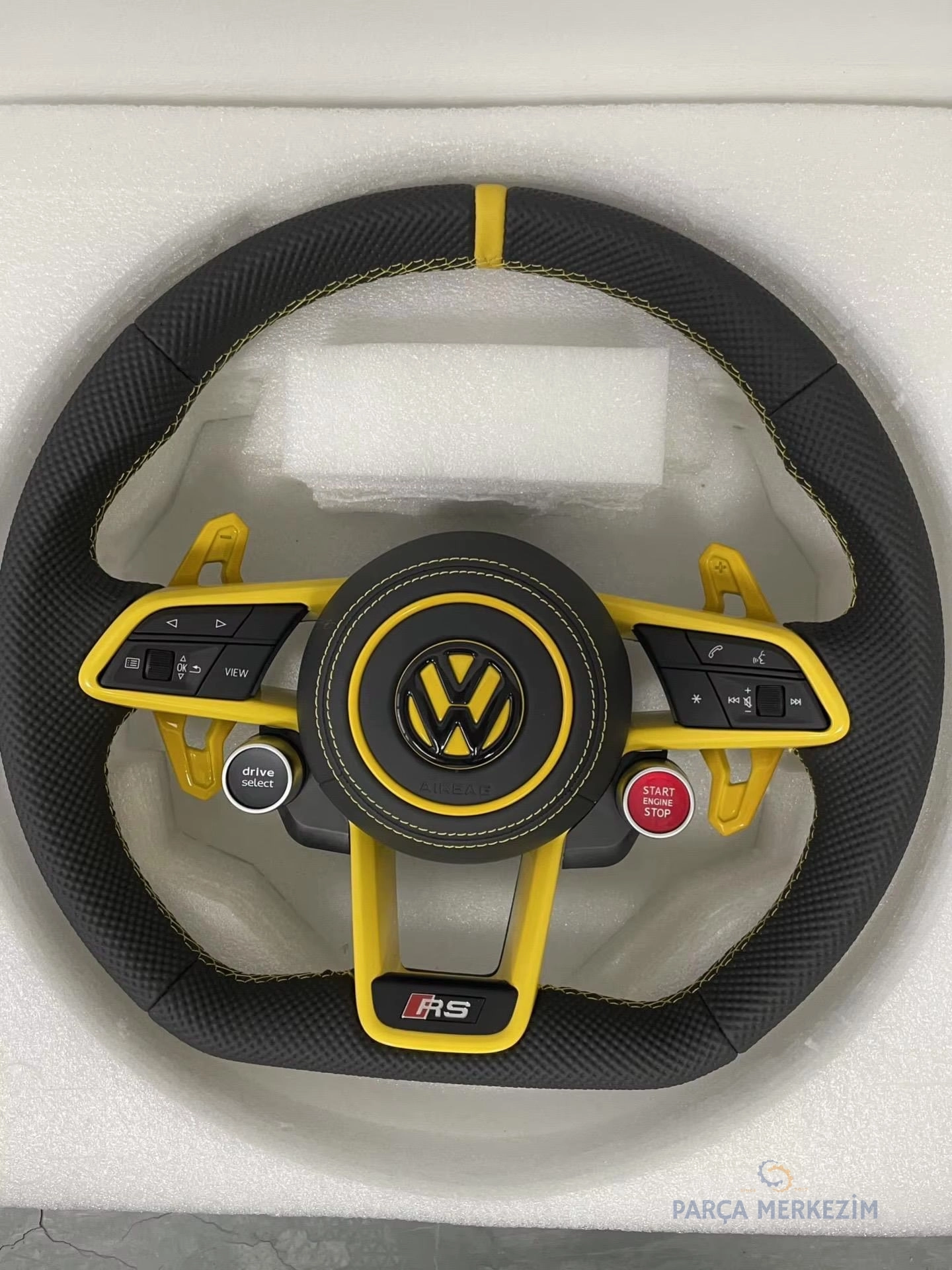 Volkswagen RS Direksiyon Sarı Detaylı